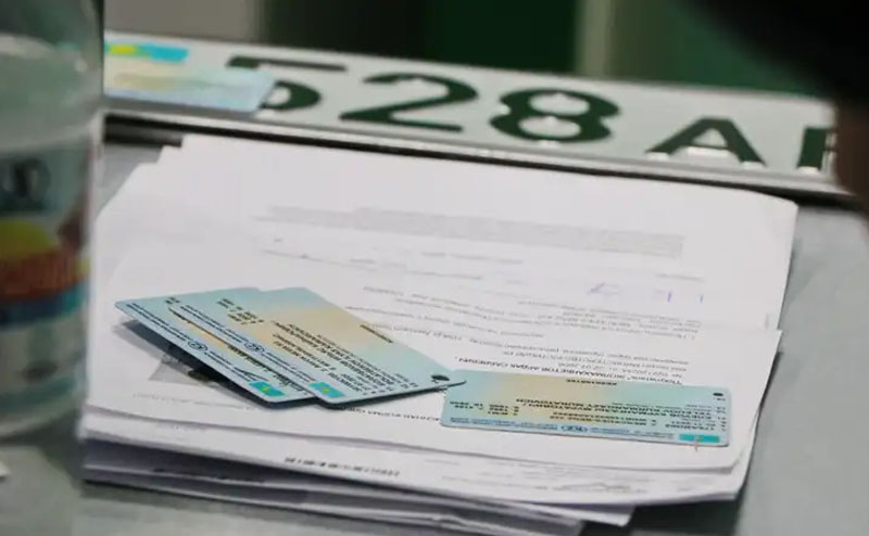 Новые правила регистрации авто и получения прав: в МВД обратились к казахстанцам