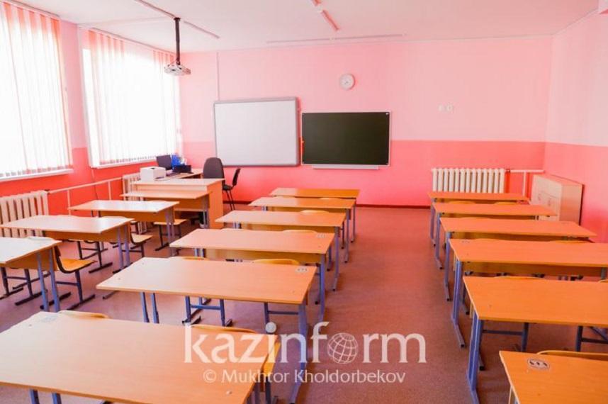 Фейк об отмене классов с русским языком обучения в РК опровергли в Минпросвещения