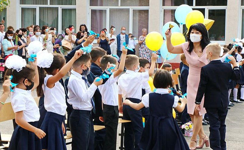 Новый приказ: когда в школах Казахстана завершится учебный год 