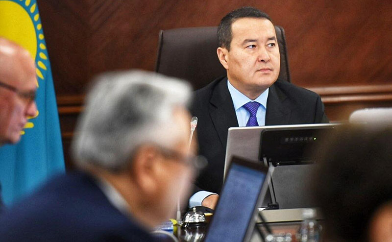Изменить культуру обращения с мусором в Казахстане поручил премьер Смаилов
